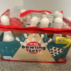 Chuckle & Roar 10-Pin Bowling Set